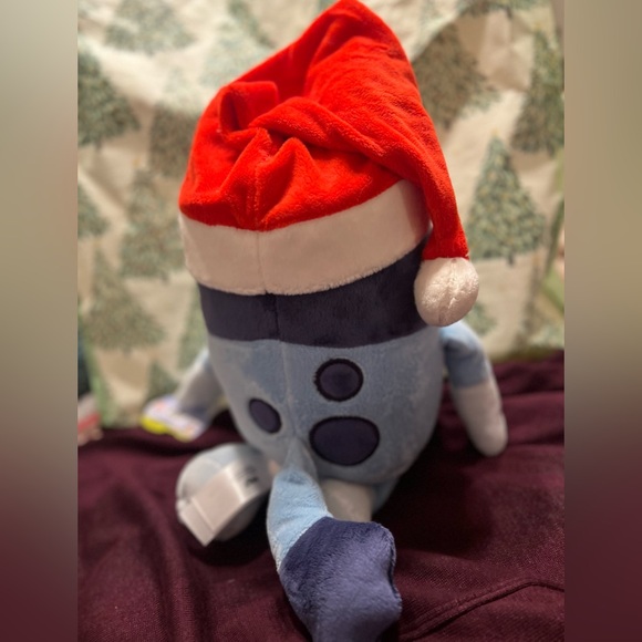 BLUEY Christmas Santa Plush - Picture 2 of 5